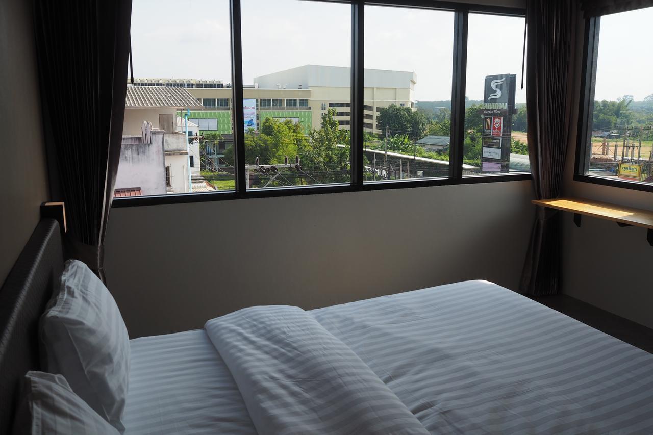 A3 Living Apartamento Surat Thani Exterior foto