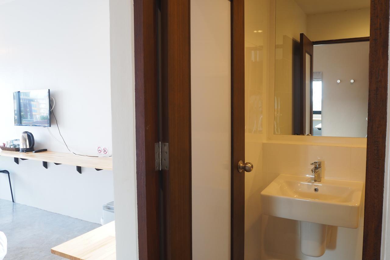A3 Living Apartamento Surat Thani Exterior foto